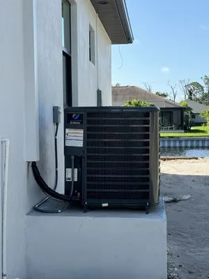 Danielito Electric Logo