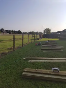 Slide of Danilos Handyman Service