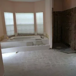 Slide of Danilos Handyman Service