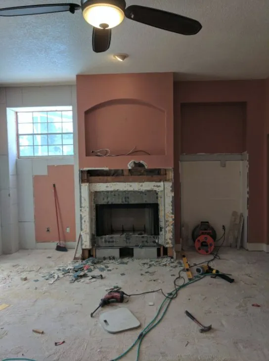 Slide of Danilos Handyman Service