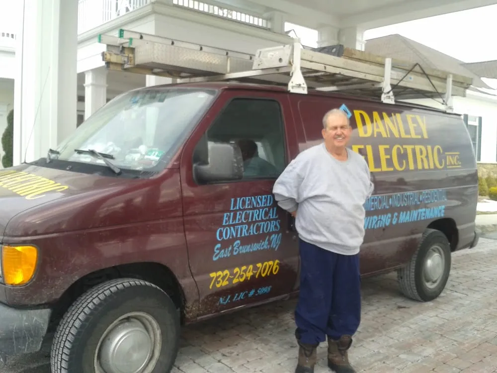 Reliable emergency electrical service service in ,  - Danley 911 Home Services Heating, Cooling, Plumbing & Electrical