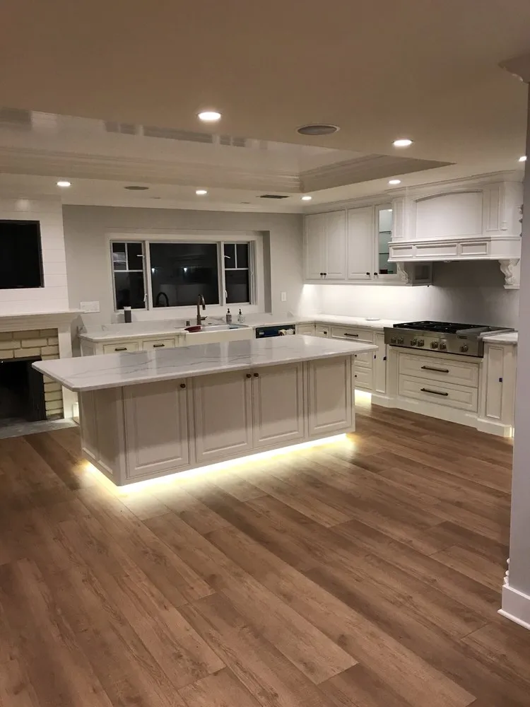 Slide of Danny Larderuccio Electric