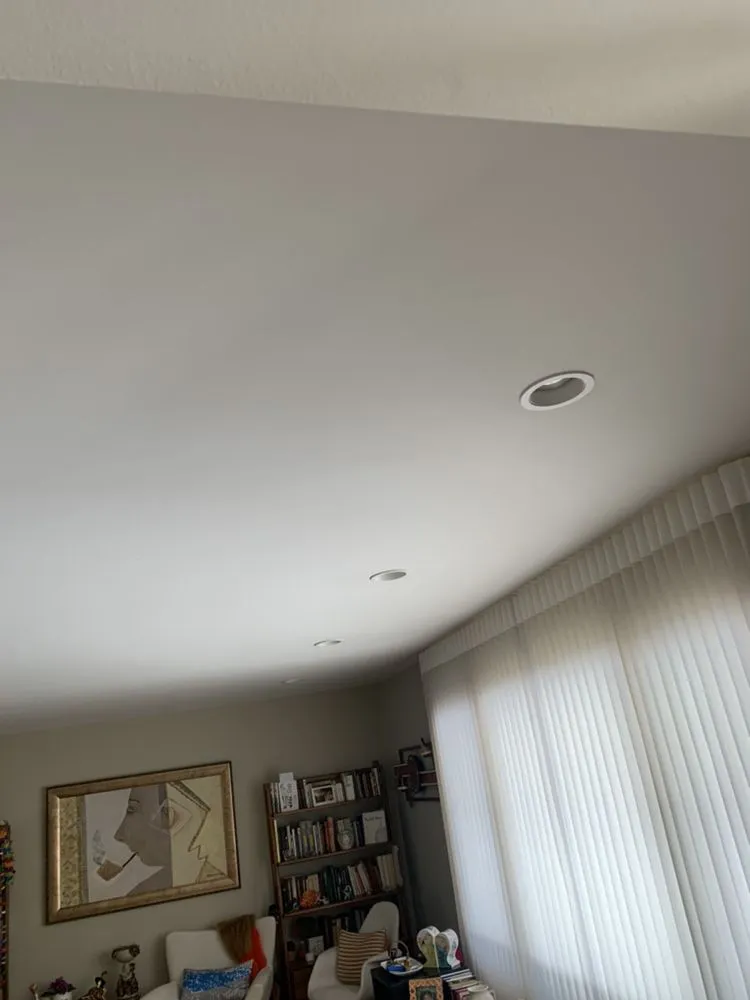 Slide of Dar Electric