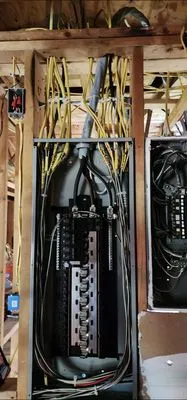 DAR Residential Electricity Logo