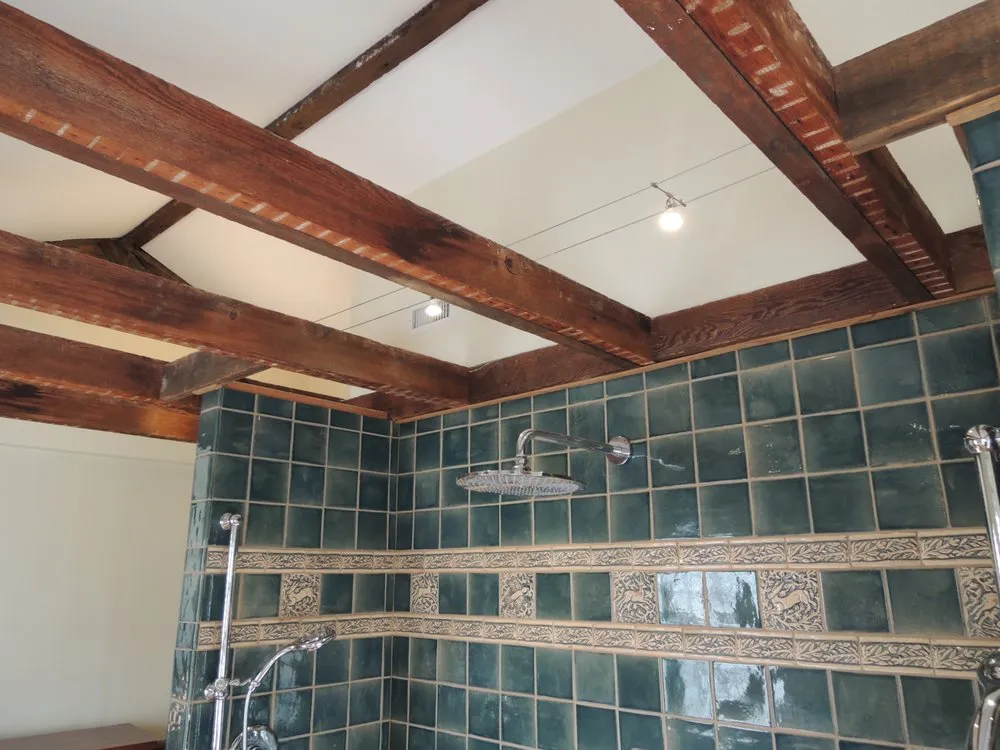 Certified electrician providing lighting installation in Stockton, NJ - Darby Electrical Services