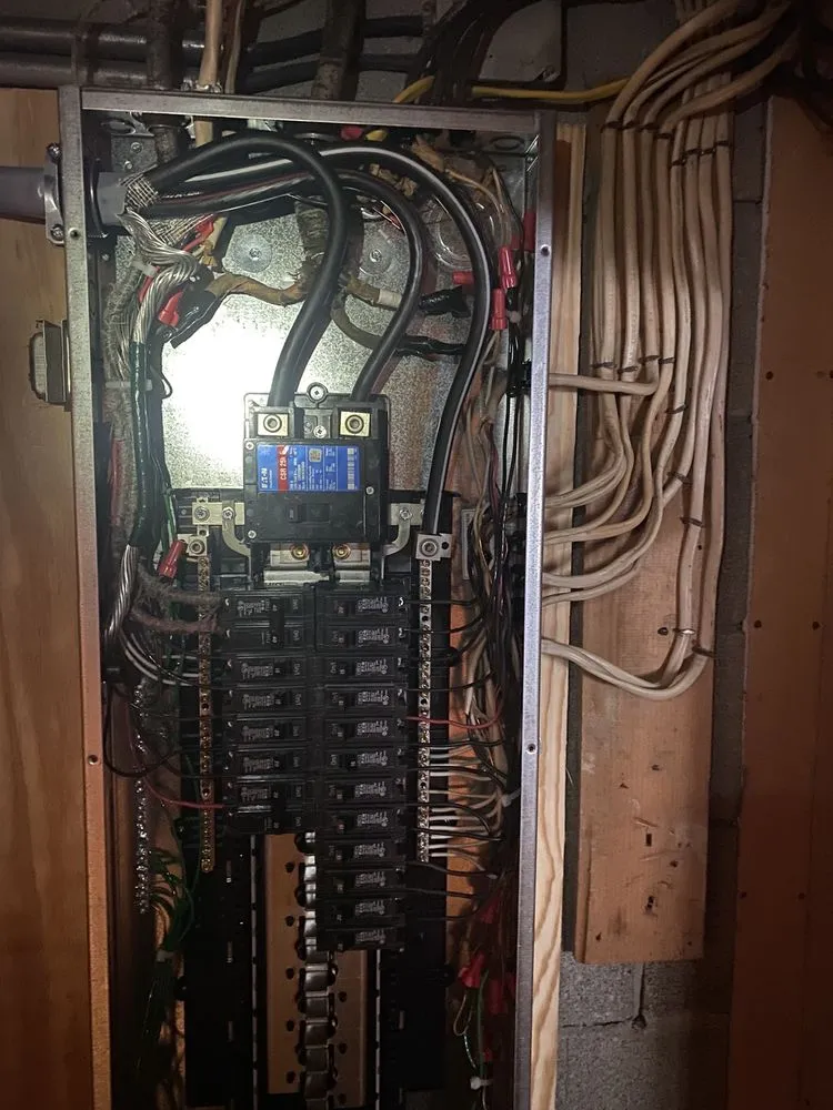 Slide of Darce Electric