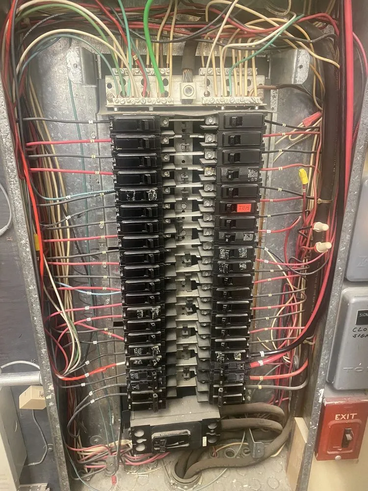 Slide of Darce Electric