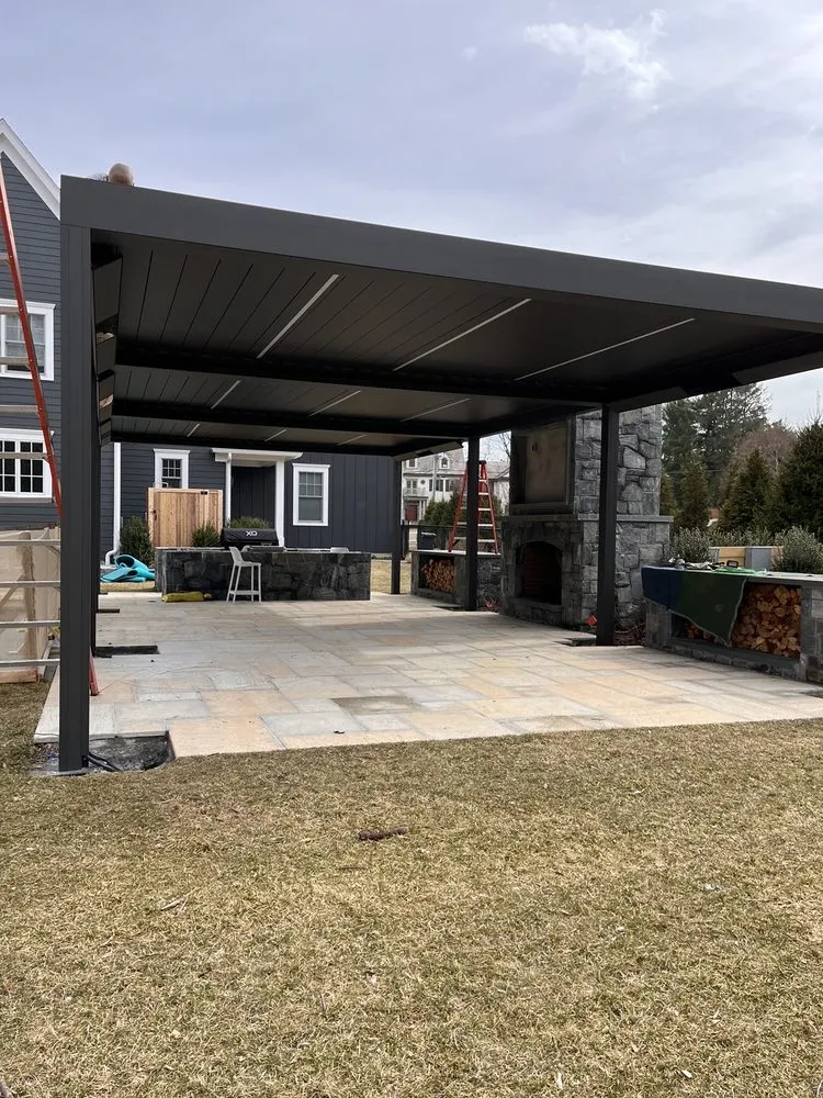 Slide of D'arinzo Electric & Contracting