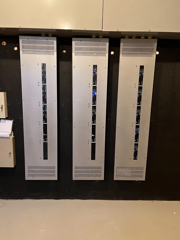 Reliable circuit breaker repair experts serving , - D'arinzo Electric & Contracting