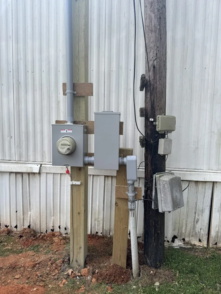 Expert electrician providing emergency electrical service in Winston-Salem, NC - Darkless