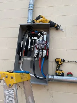 Darlit Multi-Services