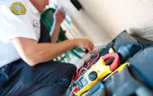 Darrin Electric Services Logo