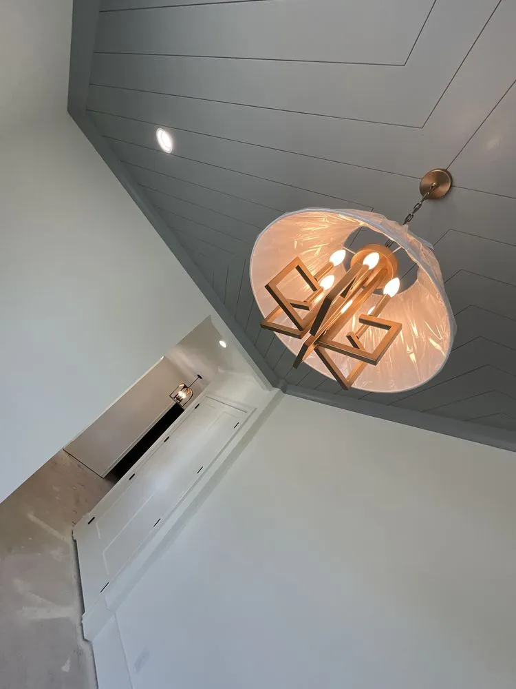 Expert emergency electrical service experts serving ,  - Darwin Guzman Electric