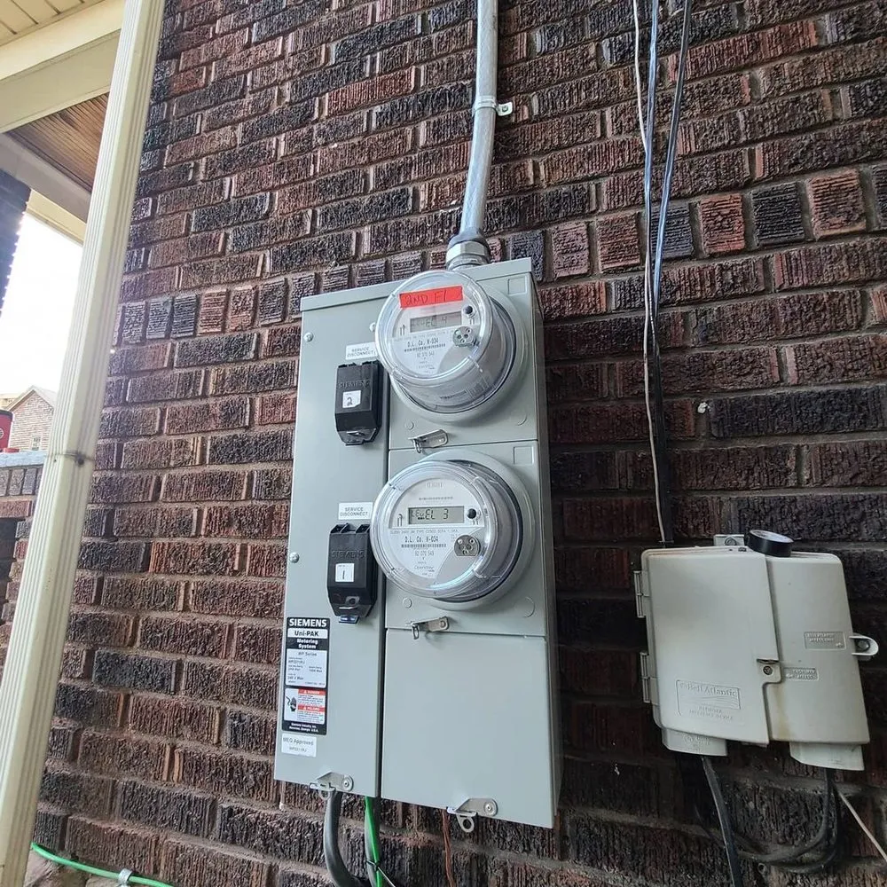 Slide of Dash Emergency Electrician