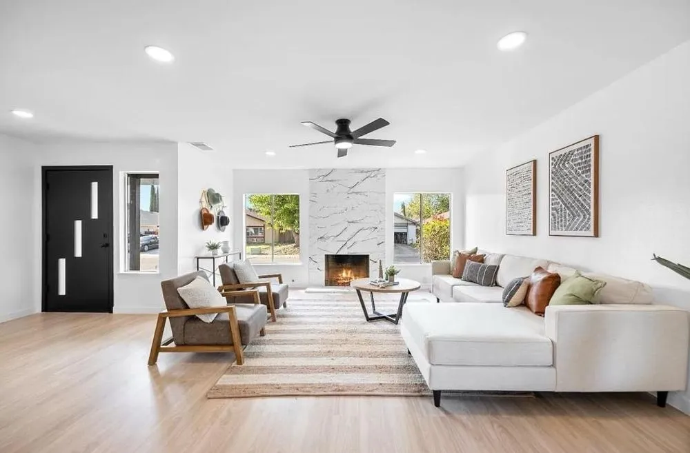 Slide of Dash Handyman