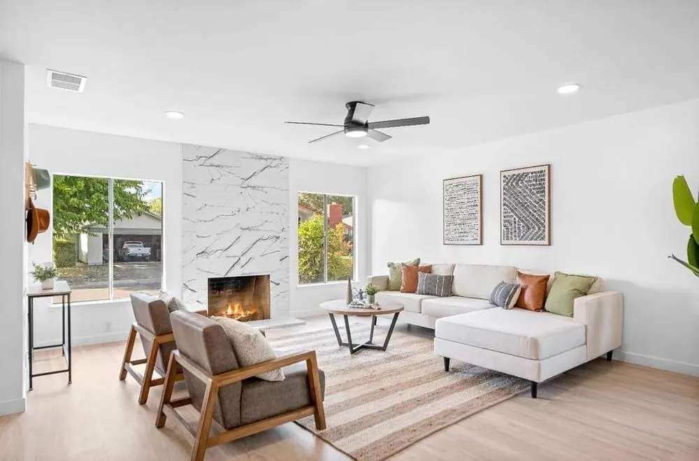 Slide of Dash Handyman