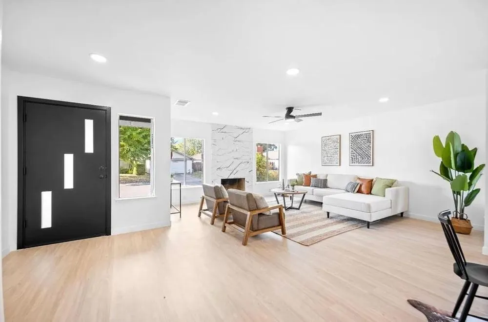 Slide of Dash Handyman