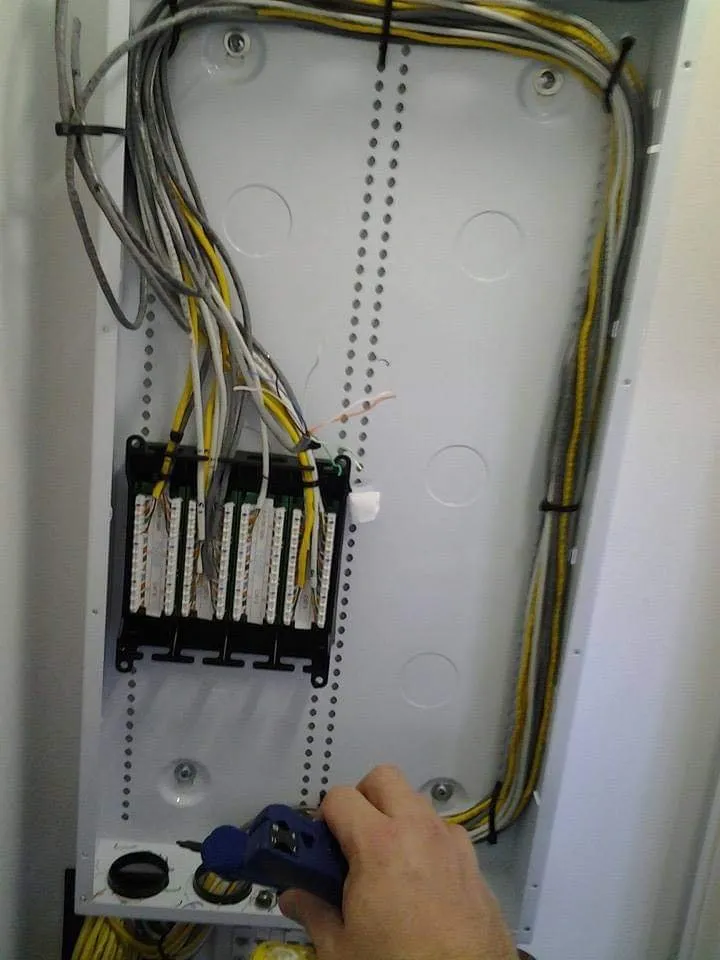 Slide of Dauntless Handymen