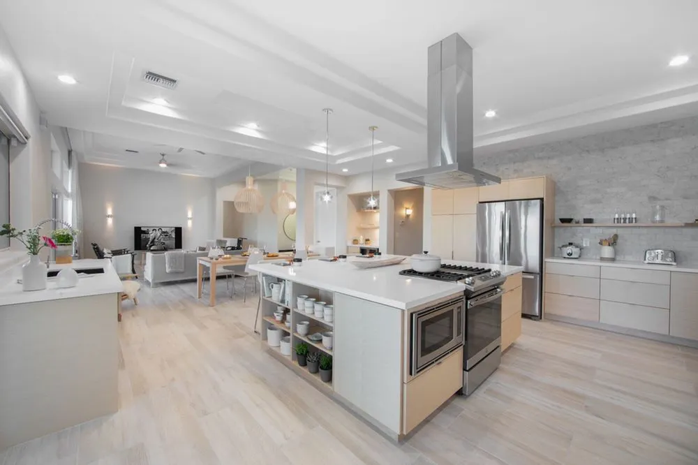 Licensed circuit breaker repair experts serving , - Dave's Electric