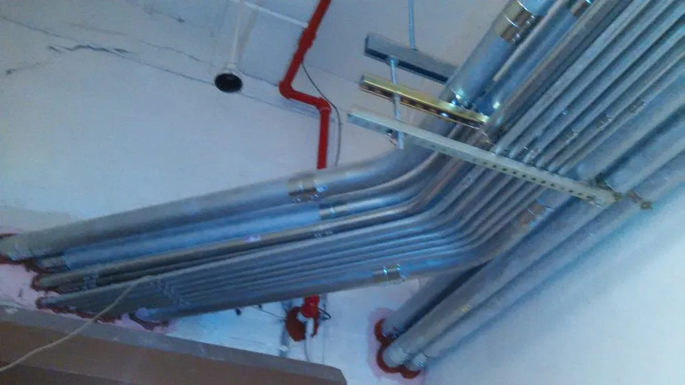 Slide of Dave’s Electric