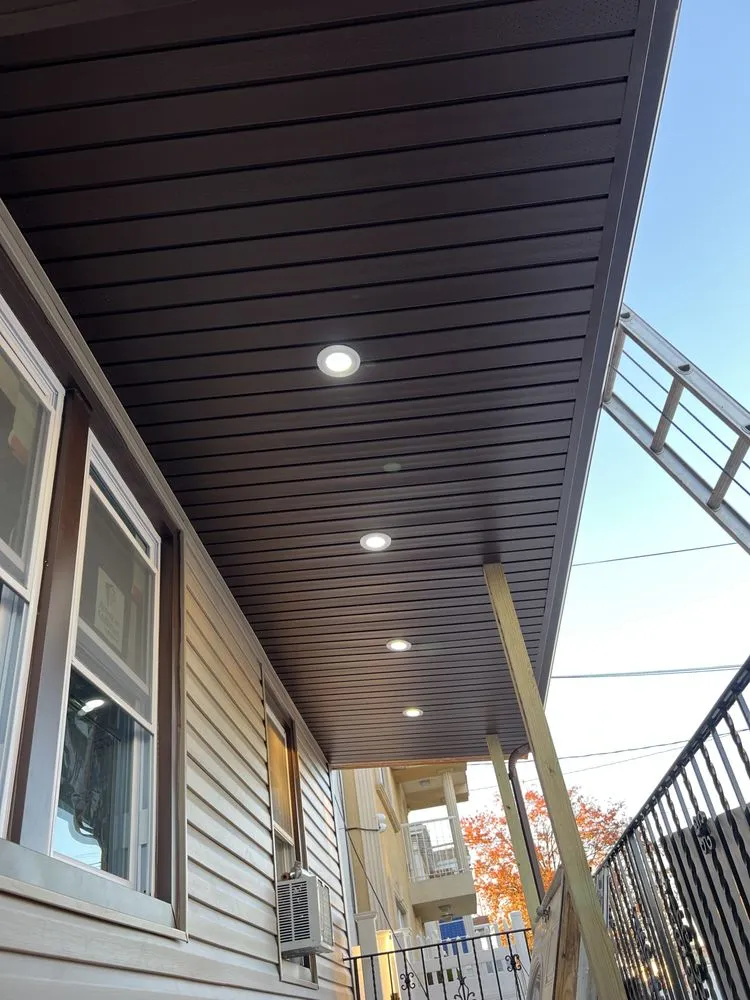 Slide of Dave’s Electric