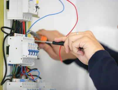 Slide of Dave's Lighting & Electrical