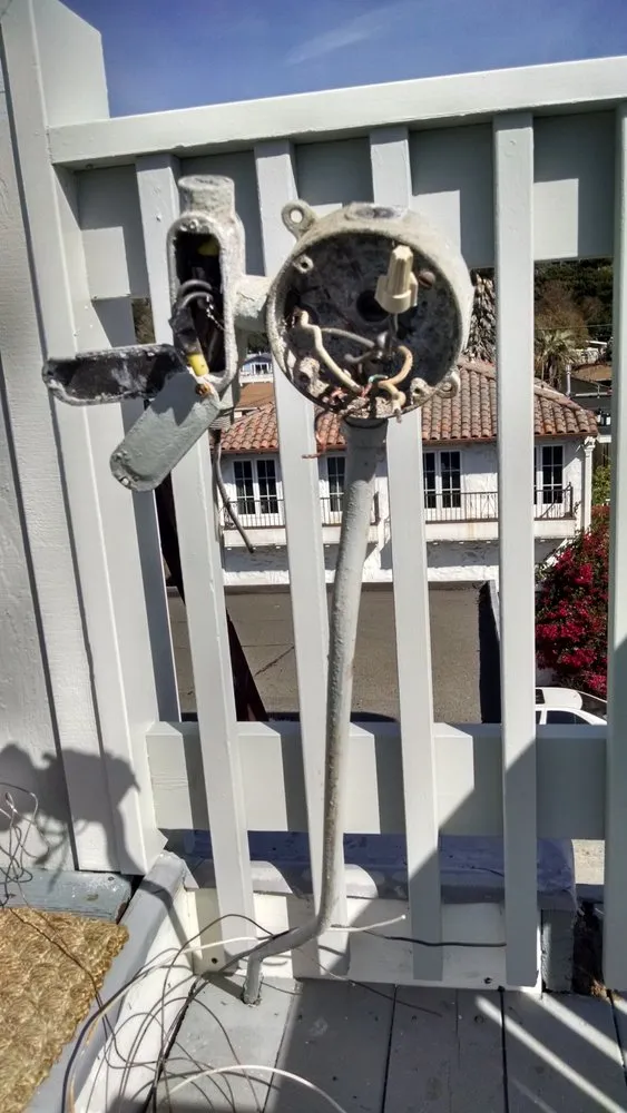 Slide of David L Bertsch Electrical Contractor