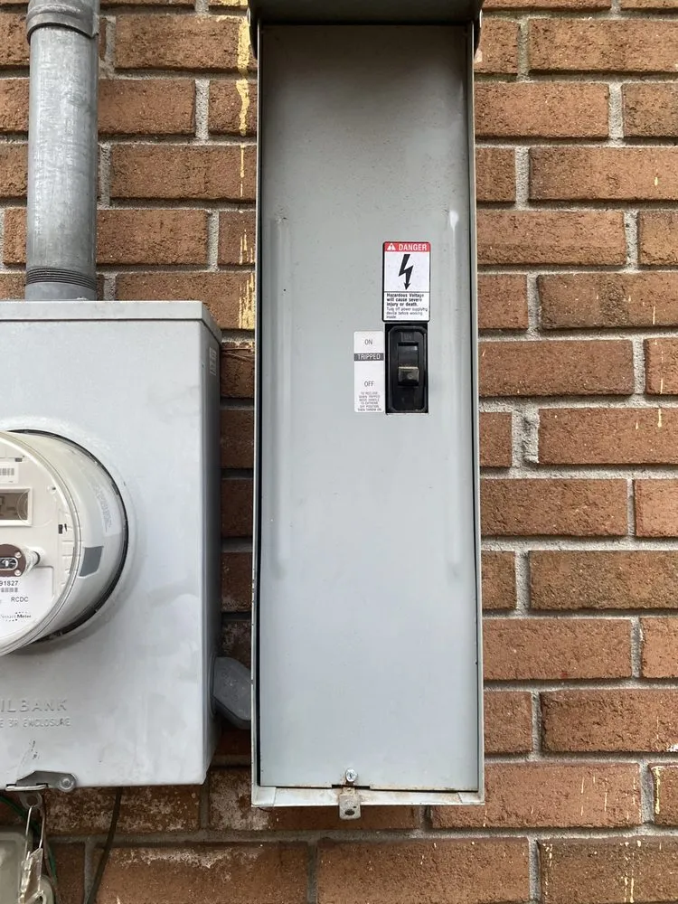 Slide of Davids Electrical Services