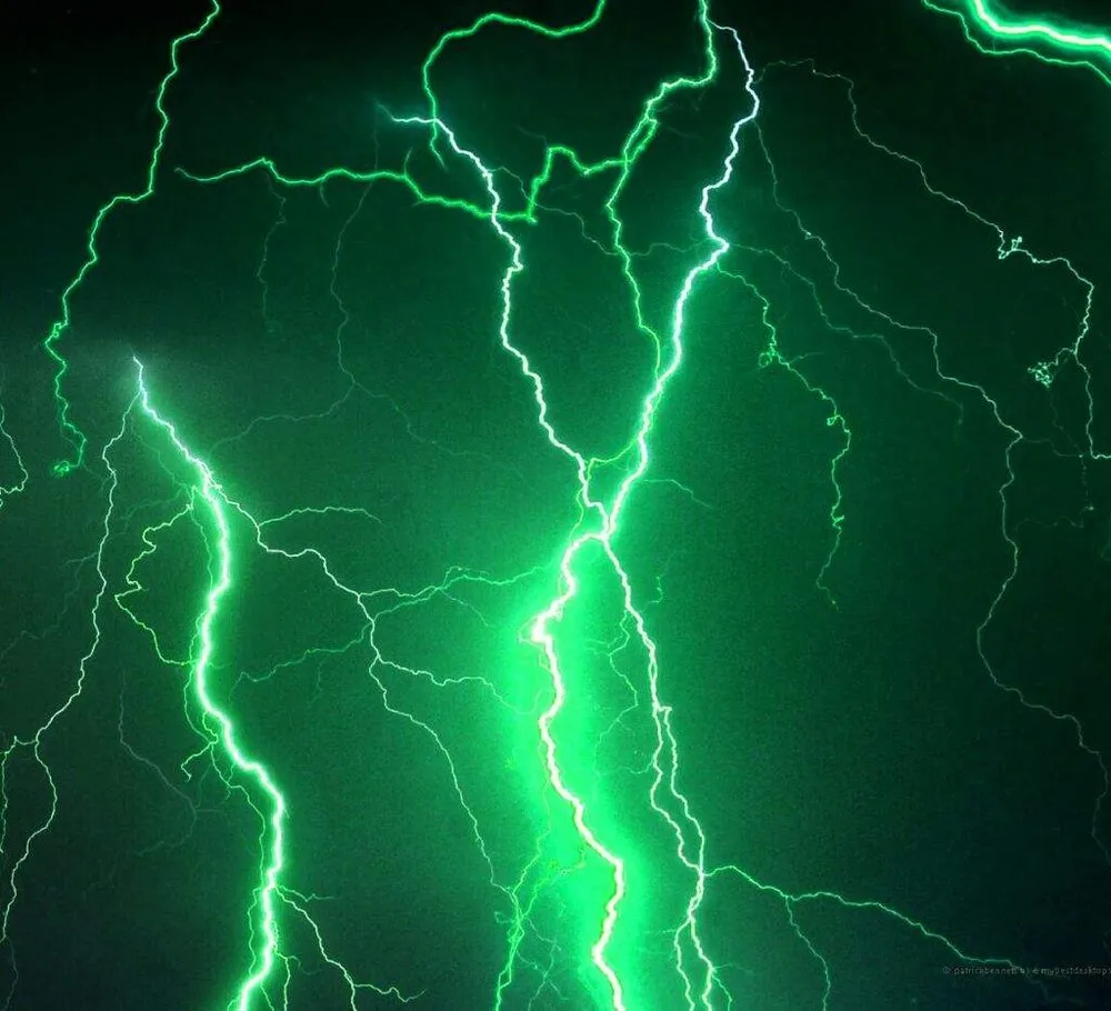 Emergency electrician providing outlet and switch repair in Flint, TX - Davidson Electrical Services