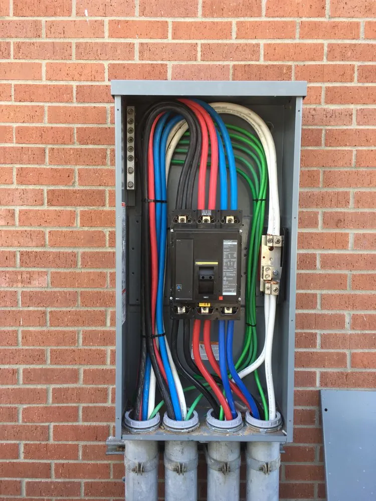 Professional outlet and switch repair in Flint, TX by Davidson Electrical Services