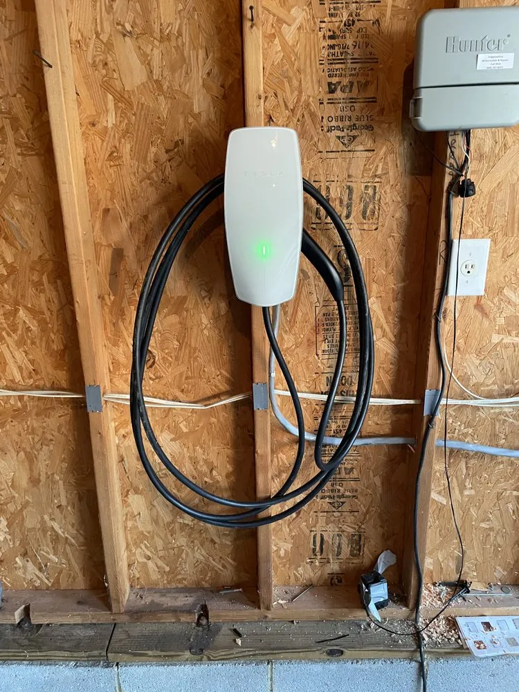 Affordable emergency electrical service service in Ruther Glen, VA - Davis Electric and Home Automation