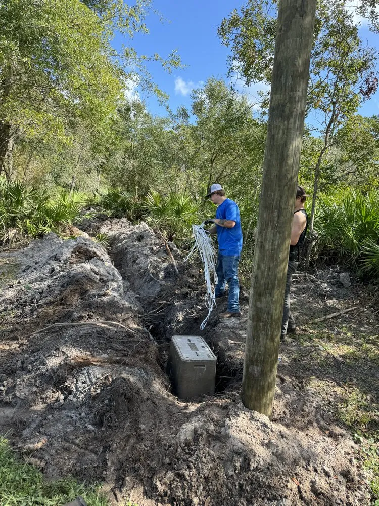 Slide of Davis Electric Services