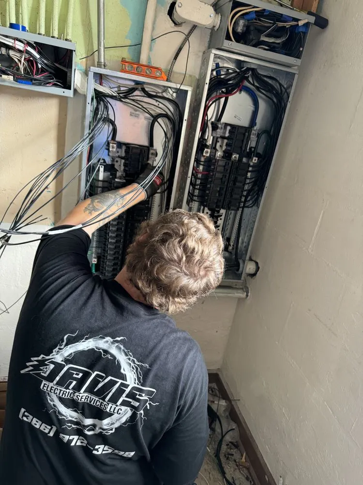 Slide of Davis Electric Services