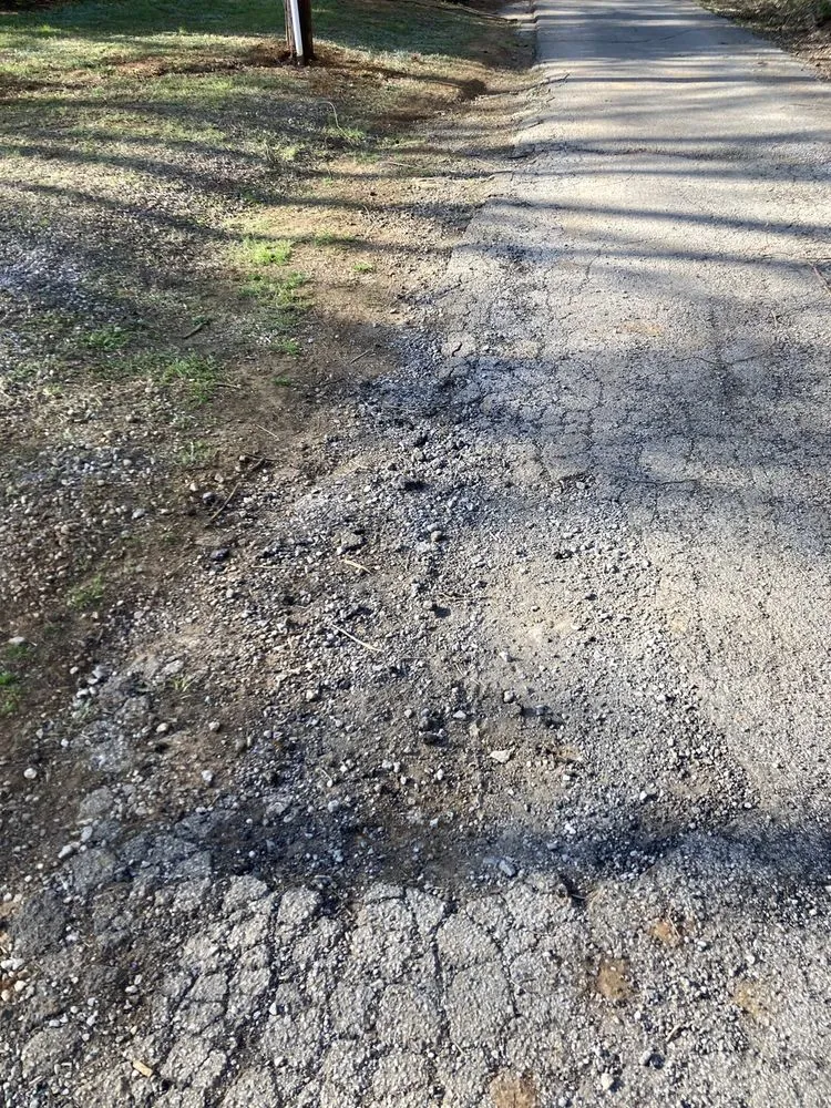 Slide of Davis H Elliot