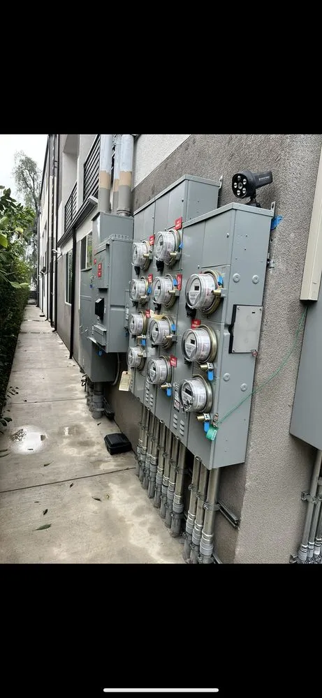 Affordable circuit breaker repair in San Fernando Valley, CA by Dawg Sparky