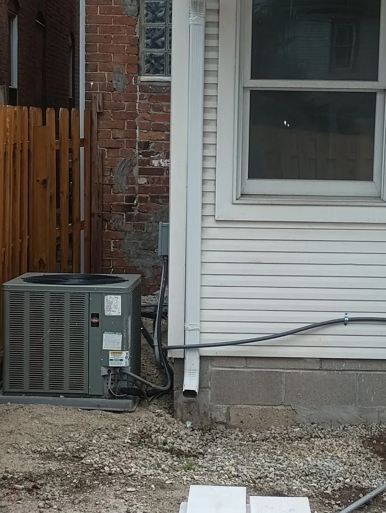 Slide of Dayton Strong Construction