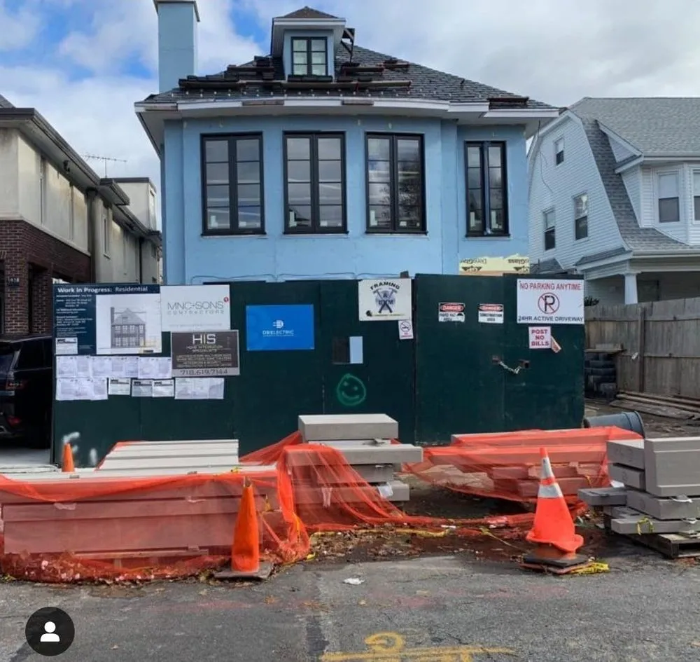 Slide of DB Electric