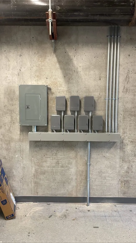 Slide of DB Electric