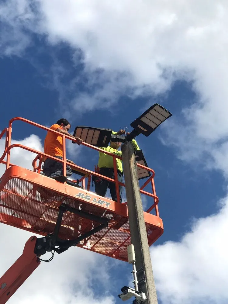 Slide of DB LED Solutions