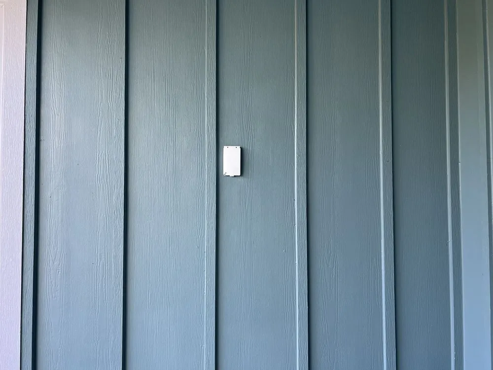 Licensed electrician providing outlet and switch repair in Niederwald, TX - Dbr Electric