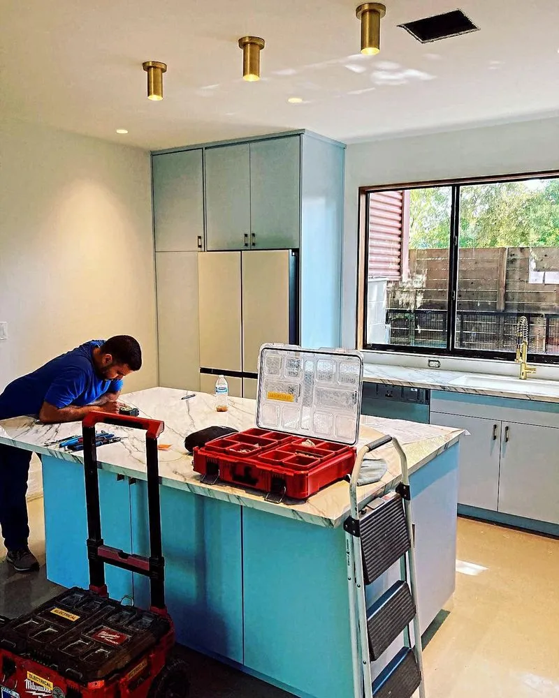 Reliable outlet and switch repair experts serving Niederwald, TX - Dbr Electric