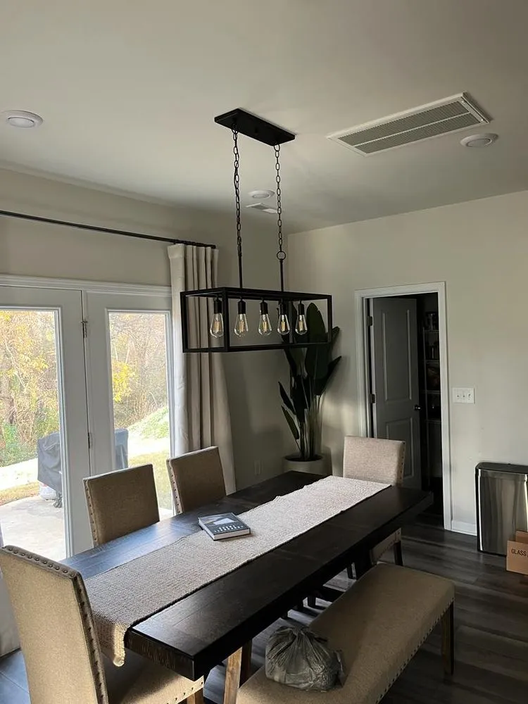 Slide of D&D Electric