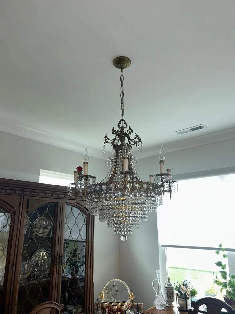 Slide of D&D Electric