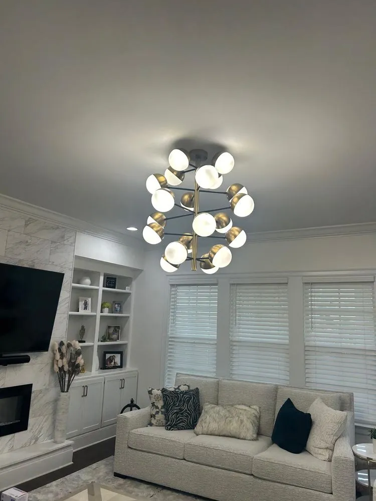 Slide of D&D Electric