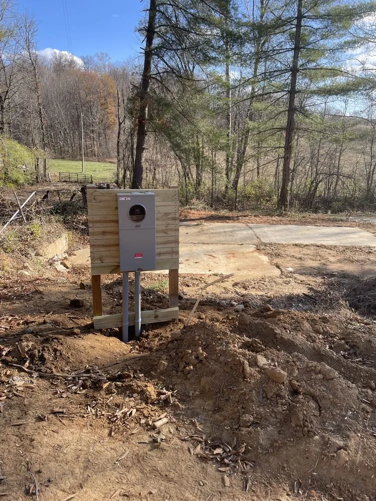 Slide of D&D Electrical