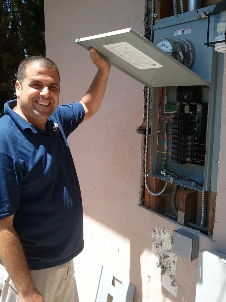 Slide of D&D Electrical Services