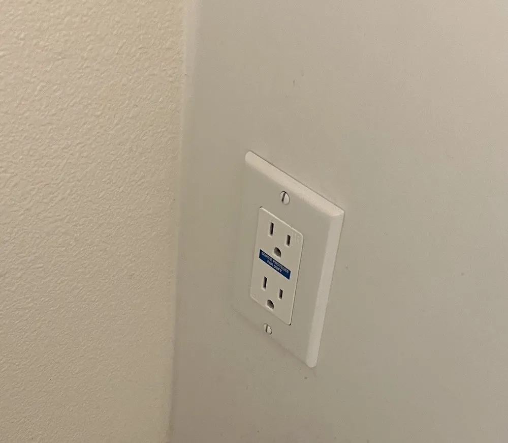 Slide of D&D Electrical Services