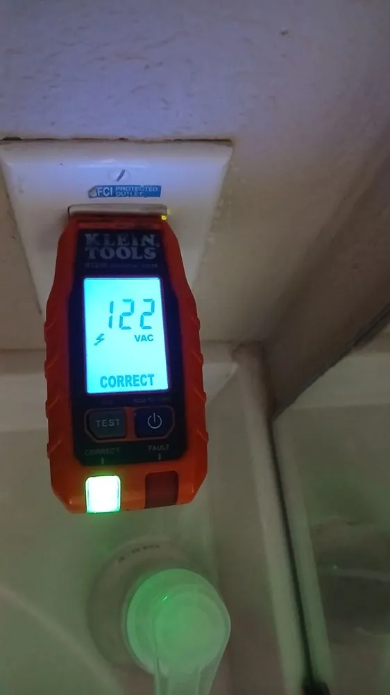 Slide of D&D Electrical Installation