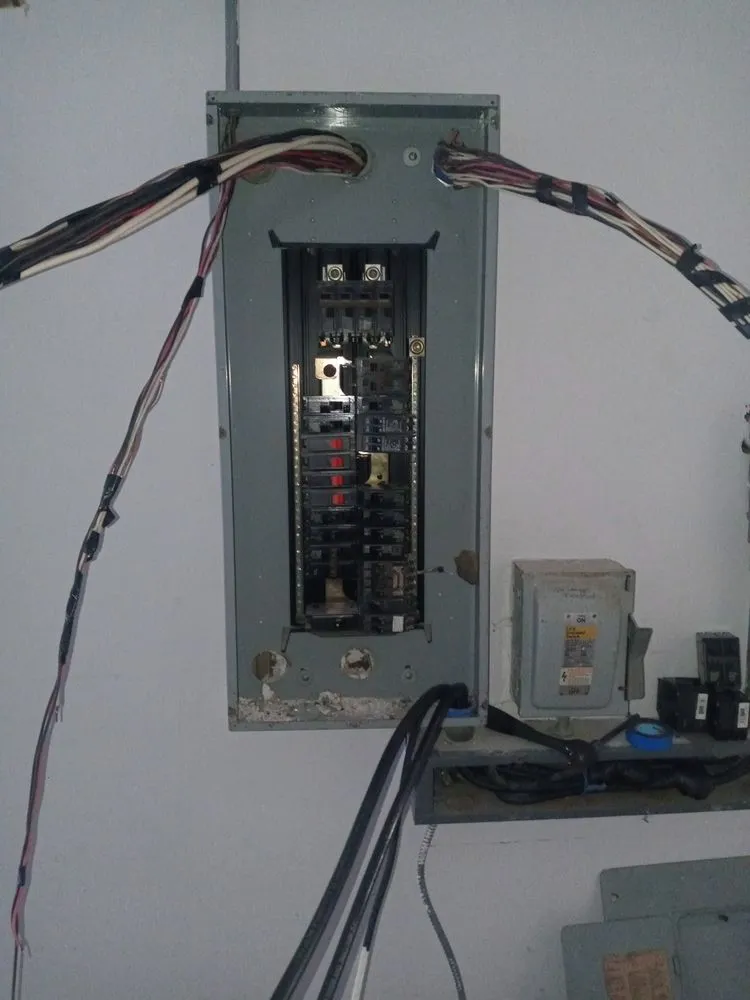 Slide of D&D Electrical Installation