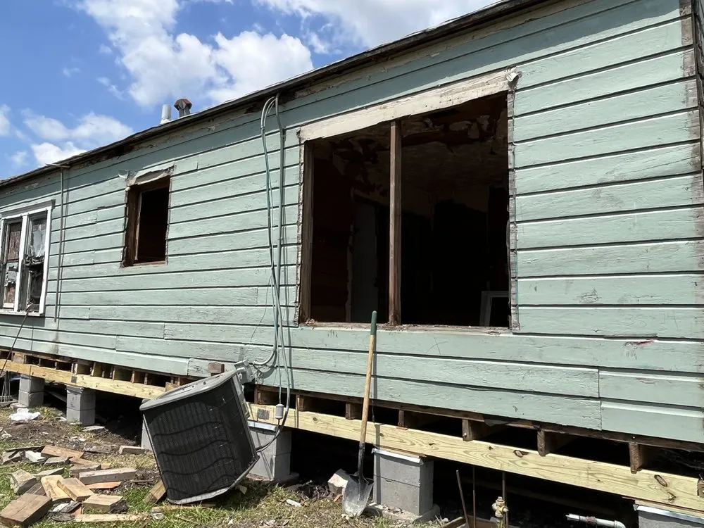 Slide of DDS Contractors